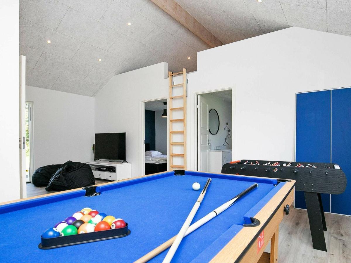 14 Person Holiday Home In V Ggerl Se Bøtø By Екстериор снимка