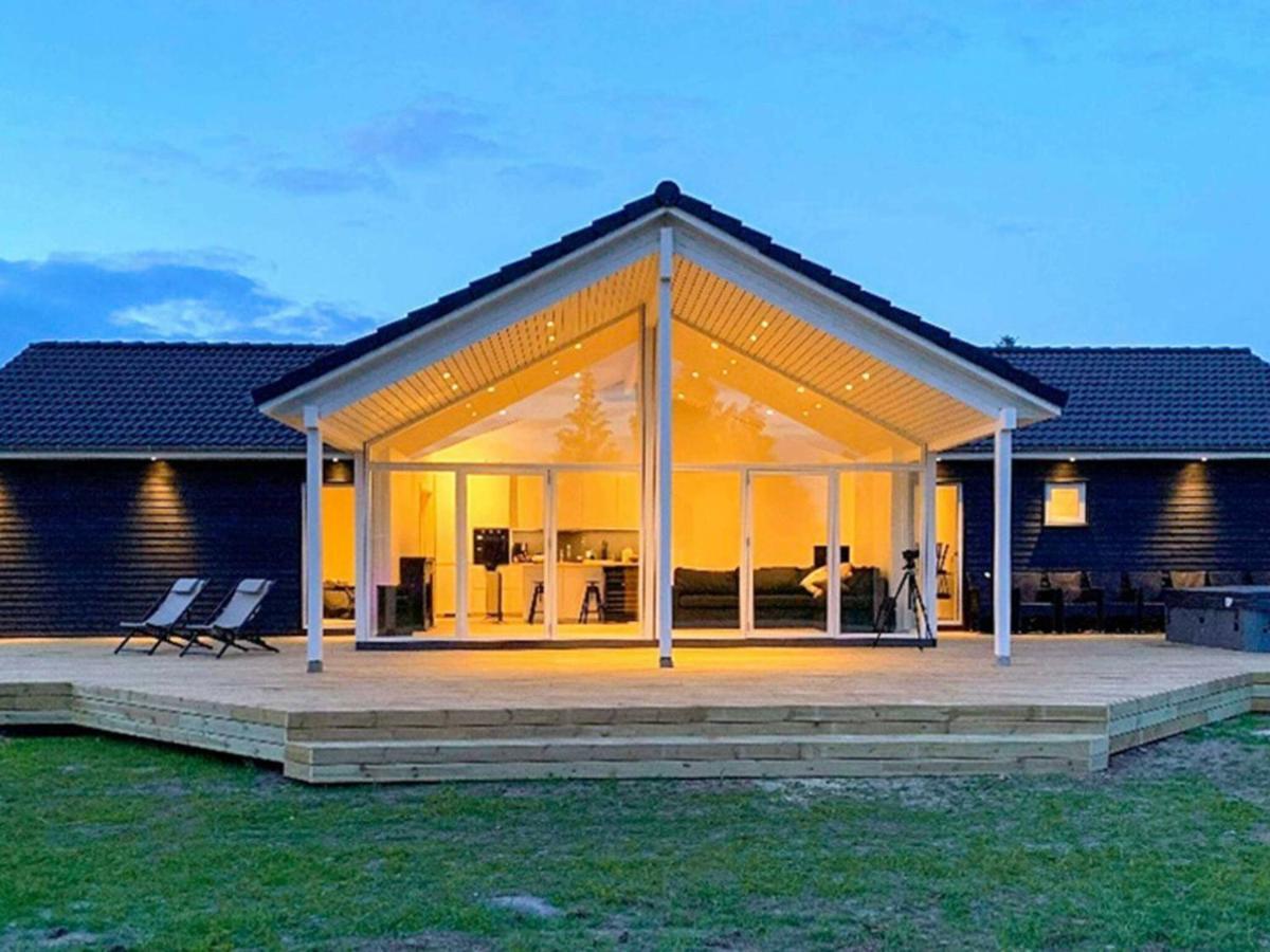 14 Person Holiday Home In V Ggerl Se Bøtø By Екстериор снимка