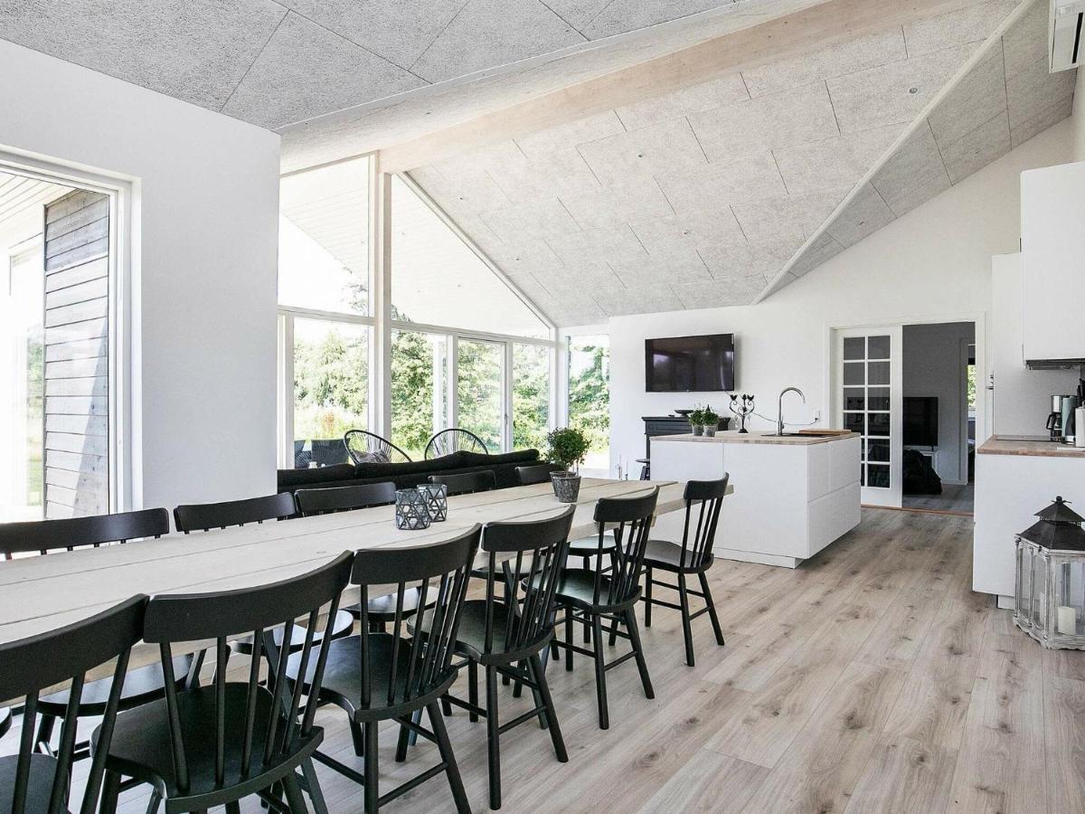 14 Person Holiday Home In V Ggerl Se Bøtø By Екстериор снимка